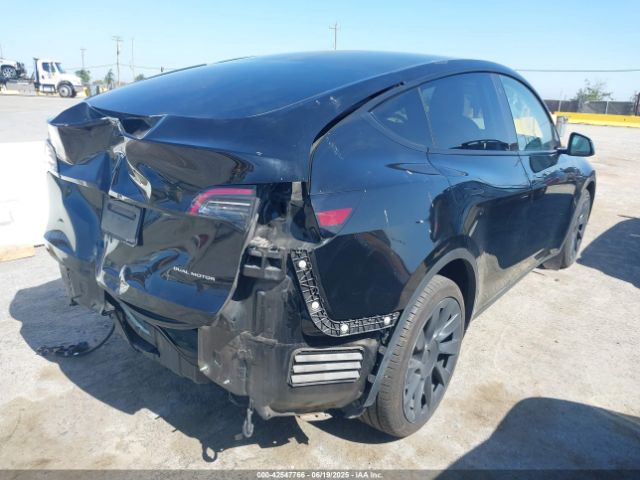 2021 TESLA MODEL Y 5YJYGDEE4MF230965 Photo 3