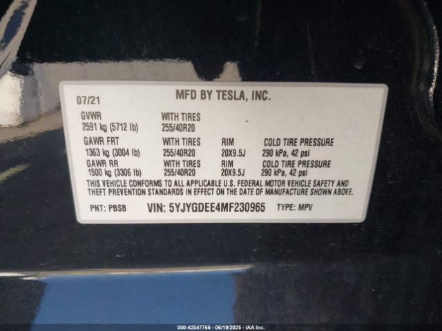 2021 TESLA MODEL Y 5YJYGDEE4MF230965 Photo 8