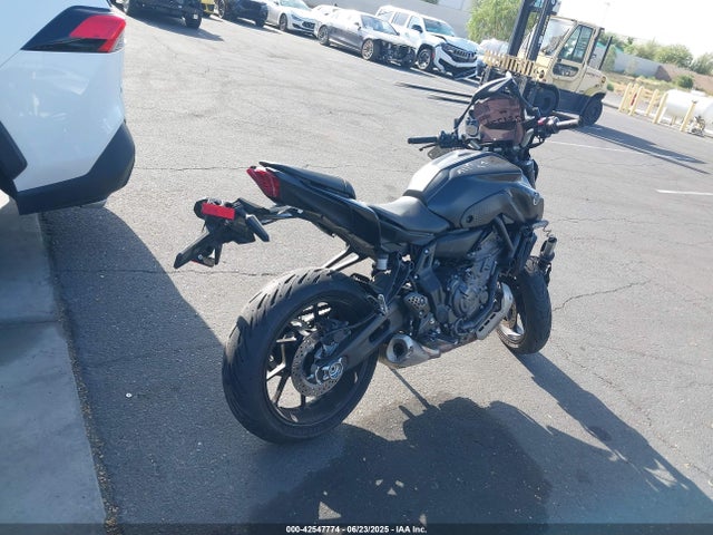 JYARM32YXRA001899 Yamaha Mtn690 (mt-07)