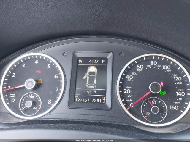 WVGAV7AX9GW616132 Volkswagen 2016
