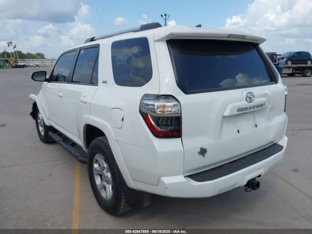 2023 TOYOTA 4RUNNER JTEEU5JRXP5281950 Photo 2