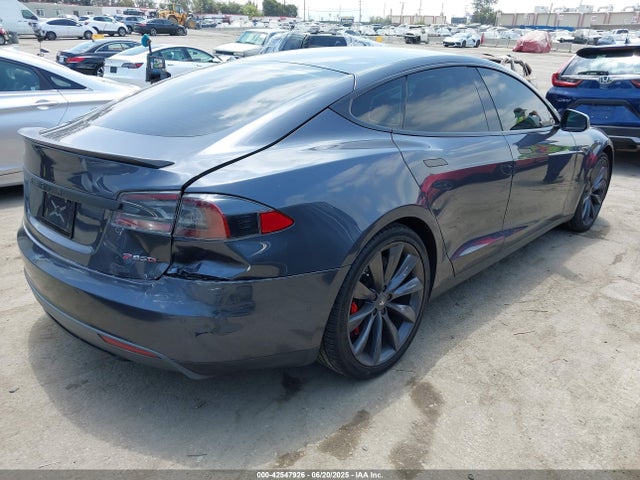 Tesla MODEL S 2014 5YJSA1H2XEFP66036 Image 4