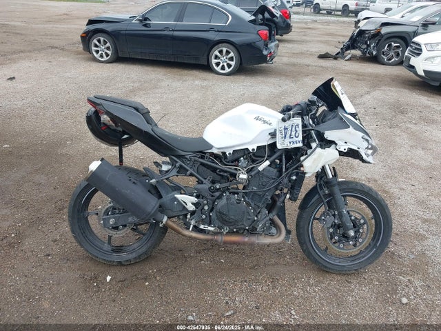 Kawasaki Ninja 400 2023 JKAEXKH12PDAK4813 Image 12