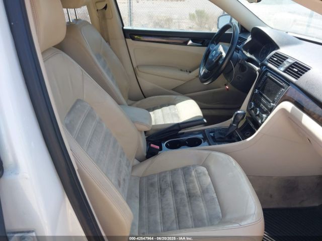 2014 VOLKSWAGEN PASSAT 1VWCT7A37EC116353 Photo 4