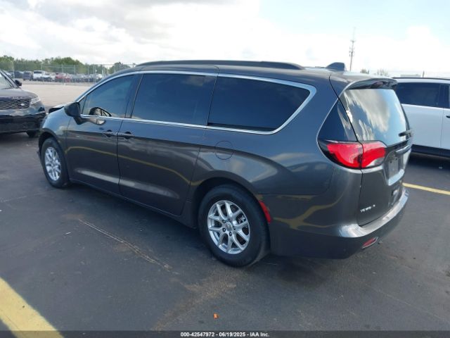 2020 CHRYSLER VOYAGER 2C4RC1DG6LR195933 Photo 2