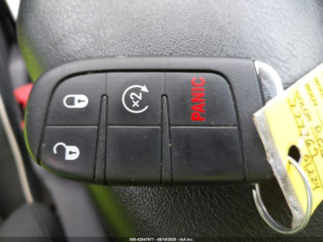 2019 FIAT 500X ZFBNFYD18KP777769 Photo 10