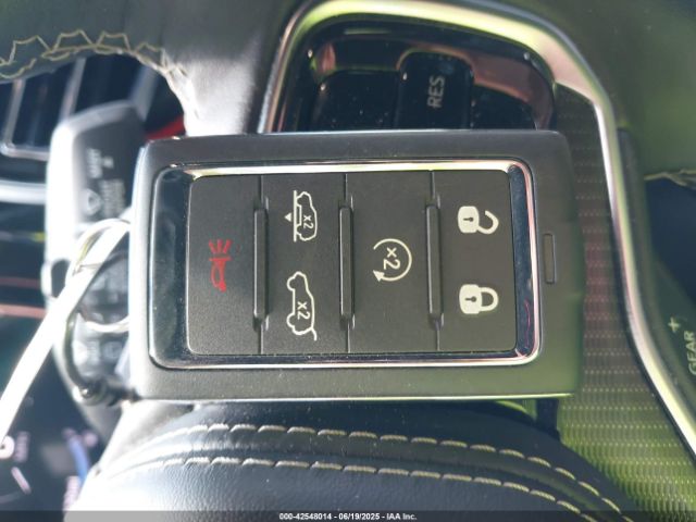 2024 JEEP GRAND WAGONEER L 1C4SJSFP8RS150090 Photo 10