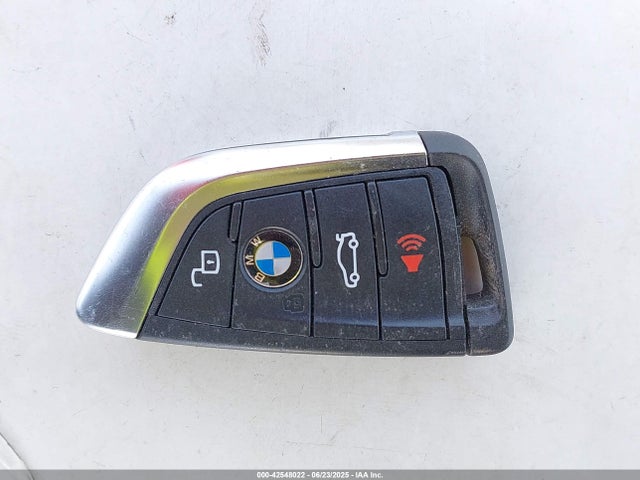 3MW5R7J01M8C05130 BMW 330I