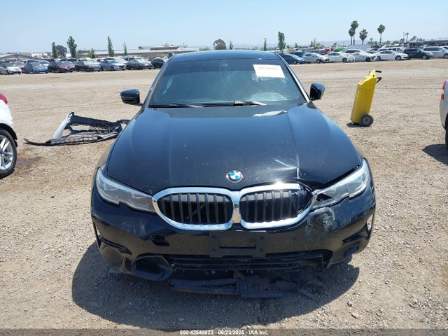 3MW5R7J01M8C05130 BMW 330I