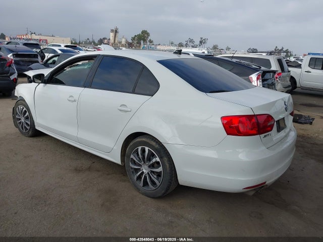 3VWD17AJ4EM266170 Volkswagen 2014