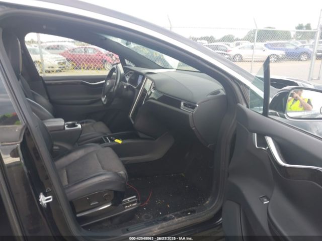 2016 TESLA MODEL X 5YJXCDE28GF026302 Photo 4