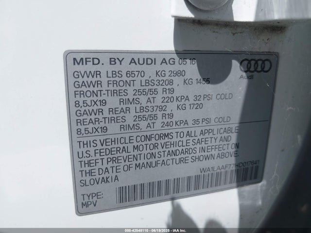 2017 AUDI Q7 WA1LAAF77HD017641 Photo 8