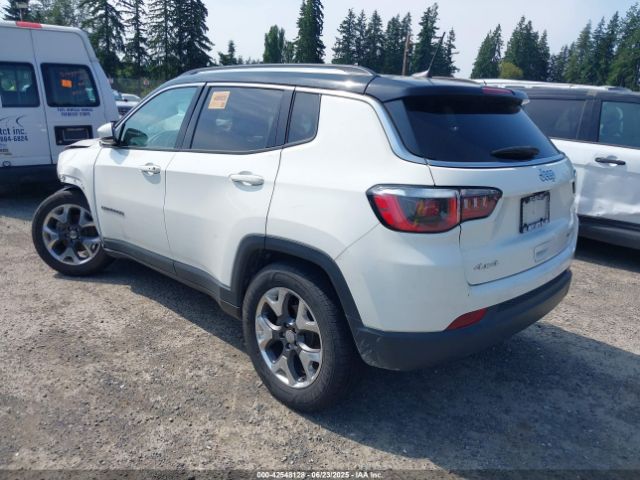 2019 JEEP COMPASS 3C4NJDCB4KT666680 Photo 2