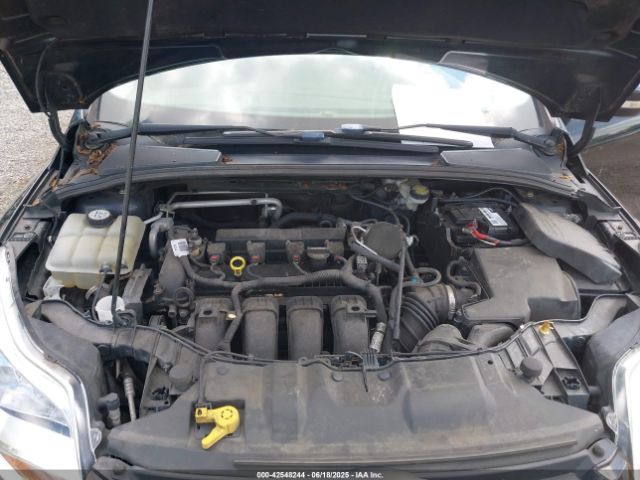 1FADP3F23EL307360 Ford FOCUS SE