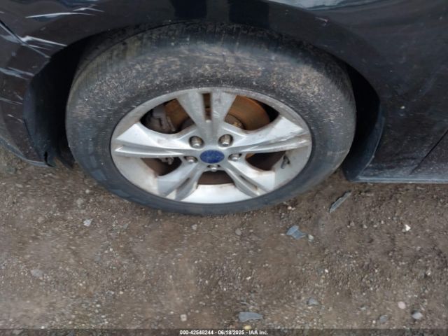 1FADP3F23EL307360 Ford FOCUS SE