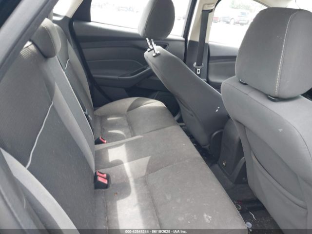 1FADP3F23EL307360 Ford FOCUS SE