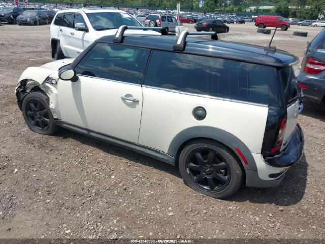 2010 MINI COOPER S CLUBMAN WMWMM3C59ATP76350 Photo 2
