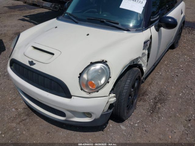 2010 MINI COOPER S CLUBMAN WMWMM3C59ATP76350 Photo 5