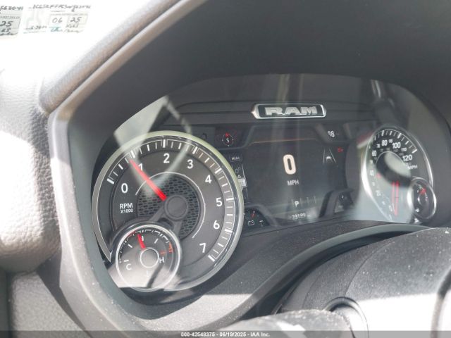 2025 RAM 1500 1C6SRFFP6SN563041 Photo 6