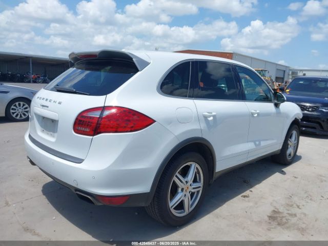 2014 PORSCHE CAYENNE WP1AA2A20ELA07810 Photo 3