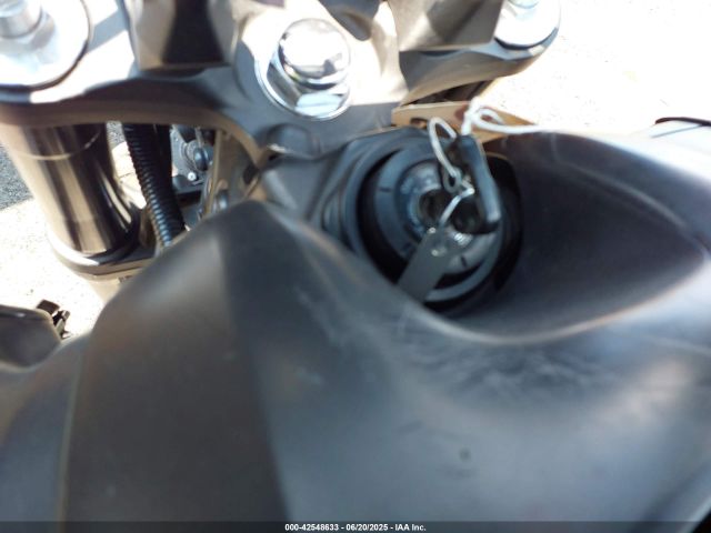 2021 YAMAHA MT09 JYARN71E6MA001239 Photo 10
