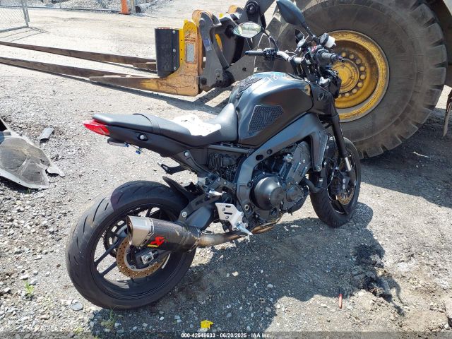 2021 YAMAHA MT09 JYARN71E6MA001239 Photo 3