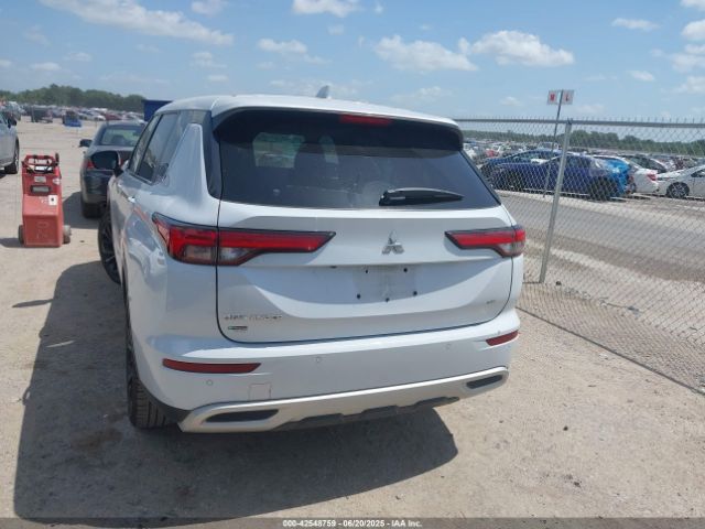 2022 MITSUBISHI OUTLANDER JA4J3UA89NZ088972 Photo 2