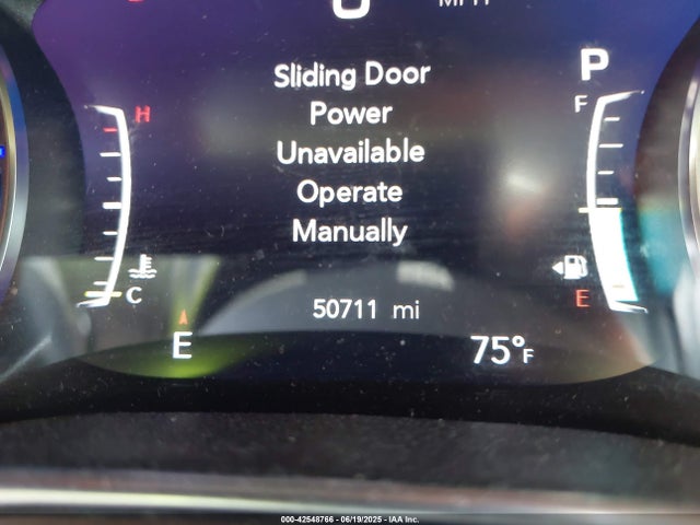 2C4RC1EG5KR598024 Chrysler 2019