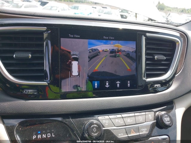 2C4RC1EG5KR598024 Chrysler 2019