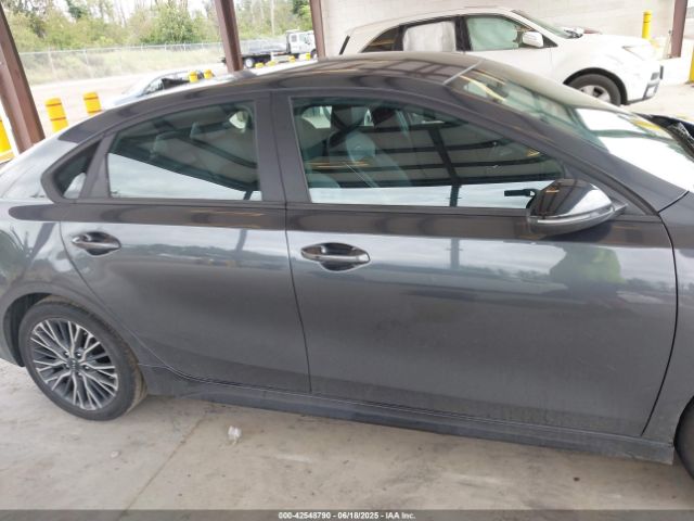 3KPF54AD4PE664825 KIA mpi nu
