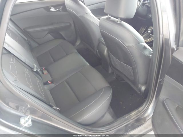 3KPF54AD4PE664825 KIA mpi nu