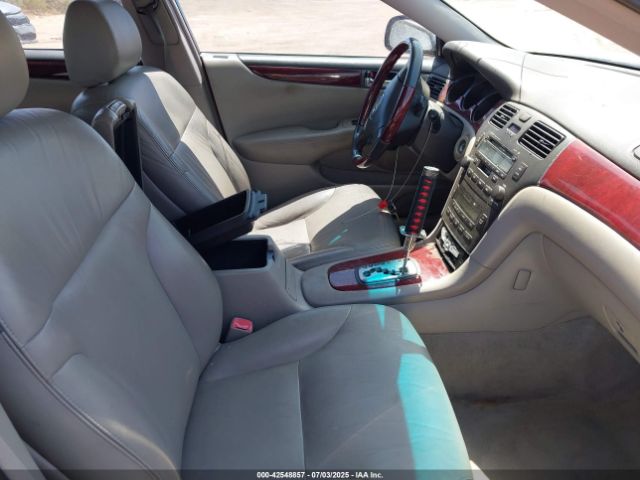 2004 LEXUS ES 330 JTHBA30G645006073 Photo 4