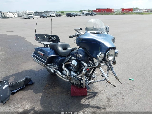 2009 HARLEY-DAVIDSON FLHTCU 1HD1FC4109Y636907