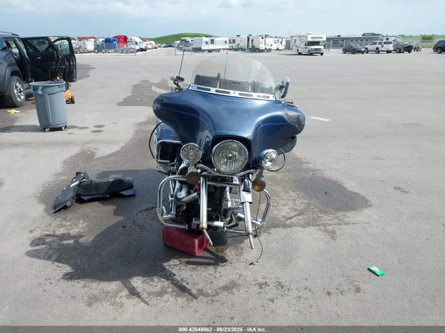 2009 HARLEY-DAVIDSON FLHTCU 1HD1FC4109Y636907 Photo 4