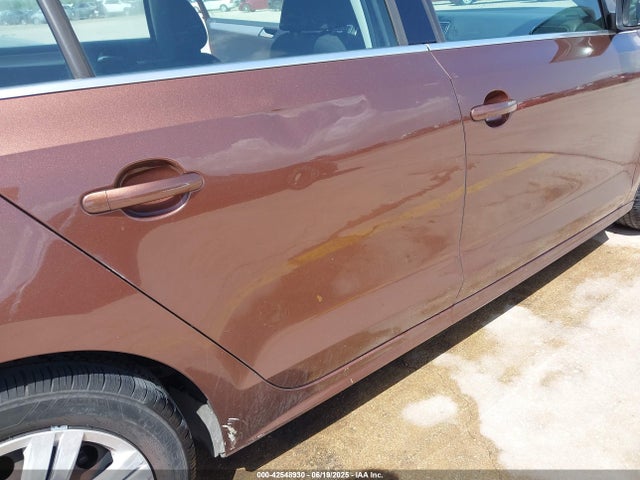 3VW2B7AJ2HM250980 Volkswagen 1.4 tsi