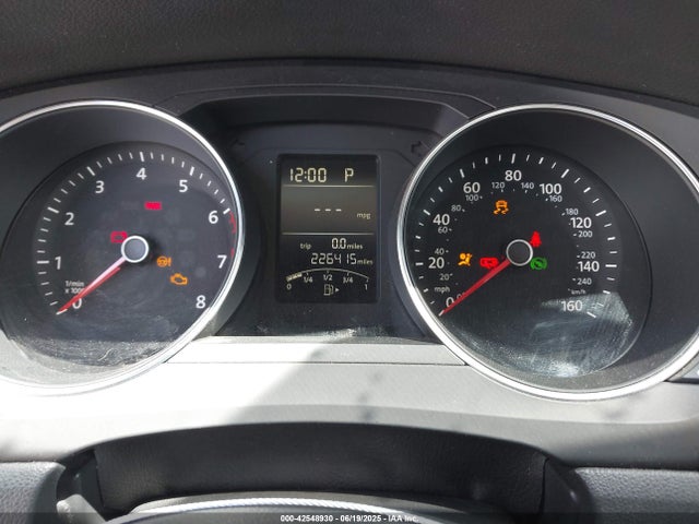 3VW2B7AJ2HM250980 Volkswagen 1.4 tsi