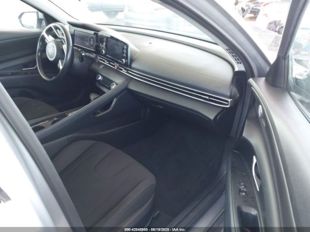 2022 HYUNDAI ELANTRA 5NPLS4AG9NH078247 Photo 4