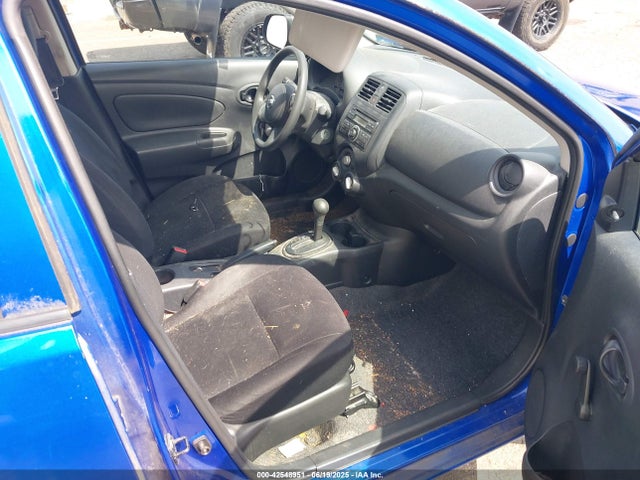 Nissan 2014 2014 3N1CN7AP9EL820402 Image 5