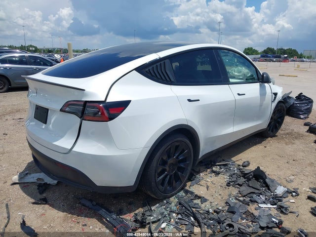 2025 TESLA MODEL Y 7SAYGDED4SA350415 Photo 3