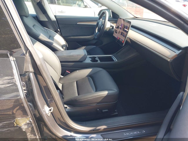 2023 TESLA MODEL 3 5YJ3E1EB7PF386944 Photo 4