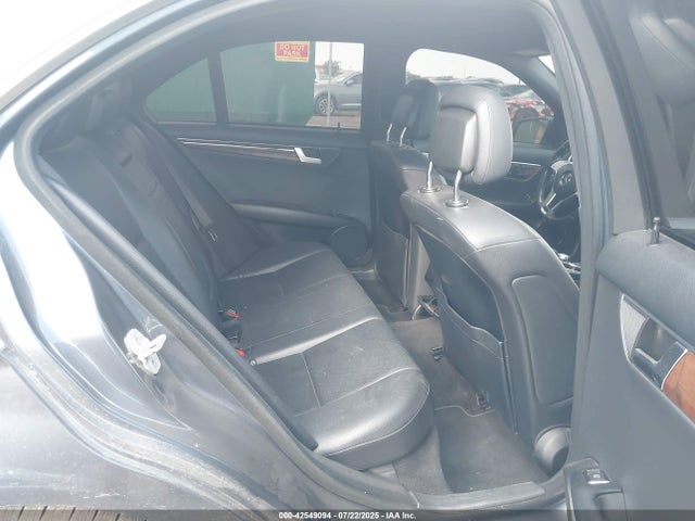 WDDGF8AB8EA956619 Mercedes-Benz 2014
