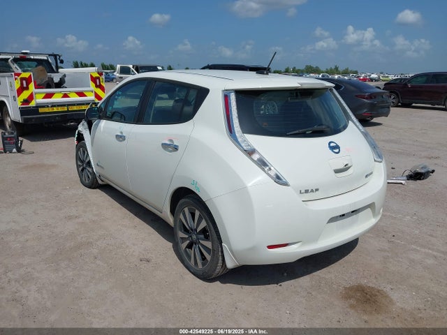 1N4BZ0CPXGC306709 Nissan 2016