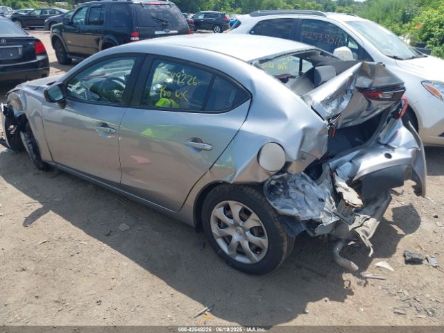 2015 MAZDA MAZDA3 JM1BM1U73F1269512 Photo 2