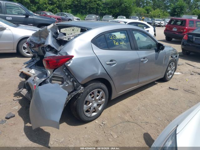 2015 MAZDA MAZDA3 JM1BM1U73F1269512 Photo 3