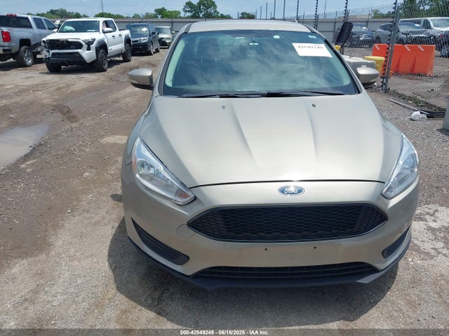 Ford 2016 2016 1FADP3F24GL365819 Image 12