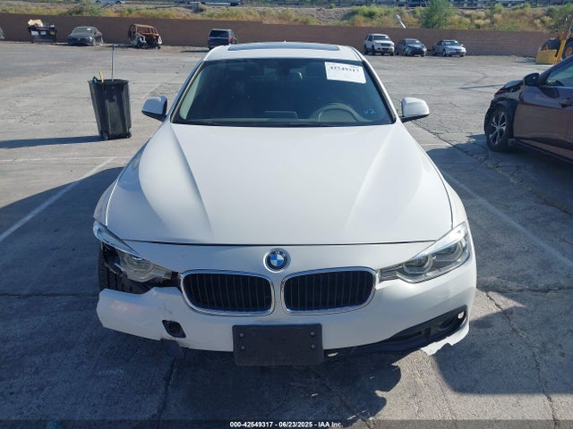 BMW 320i 2018 WBA8E1G54JNU92464 Image 12