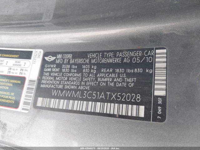 2010 MINI COOPER CLUBMAN WMWML3C51ATX52028 Photo 8