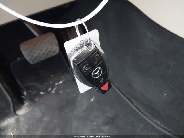 WDC0G5EB4KF600808 Mercedes-Benz m274