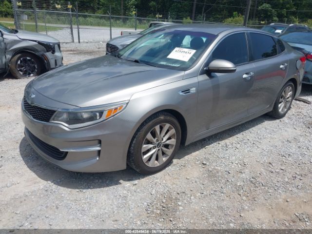 2018 KIA OPTIMA 5XXGT4L31JG251211 Photo 1