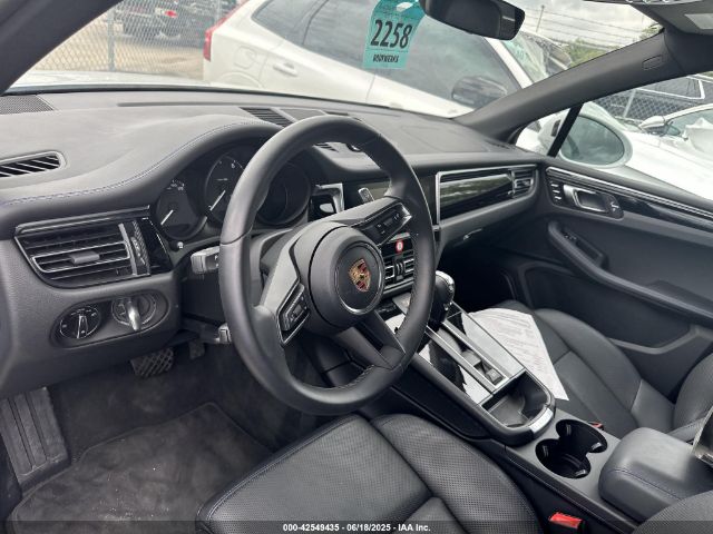 2023 PORSCHE MACAN WP1AA2A56PLB15488 Photo 4